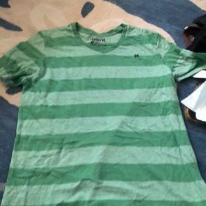 Men’s Hurley size XL